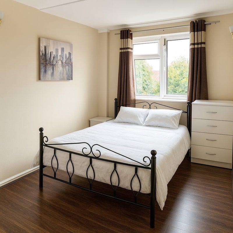 Room Francis Chichester Way in Greater London