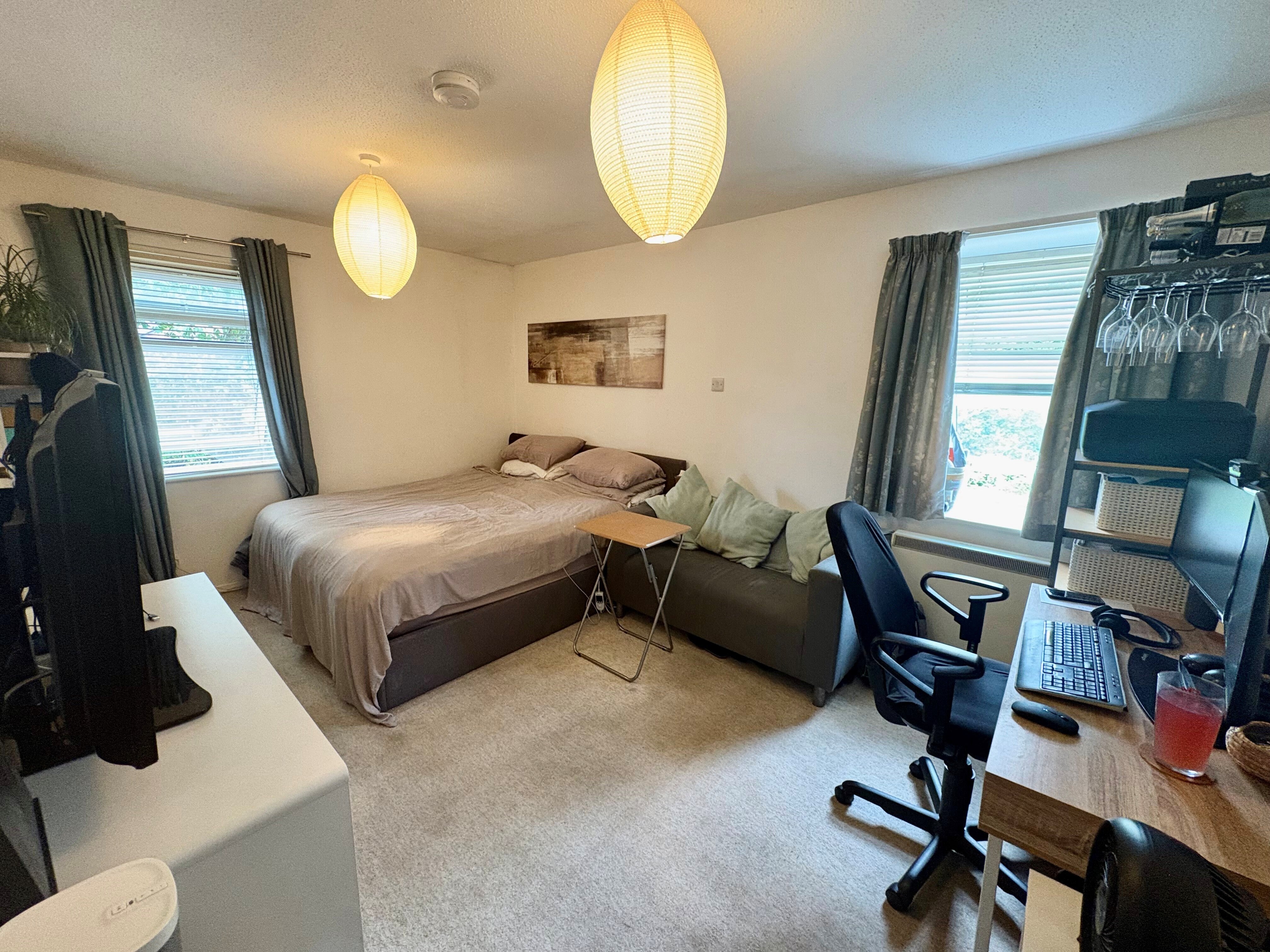 Flat Alfred Close in Southampton