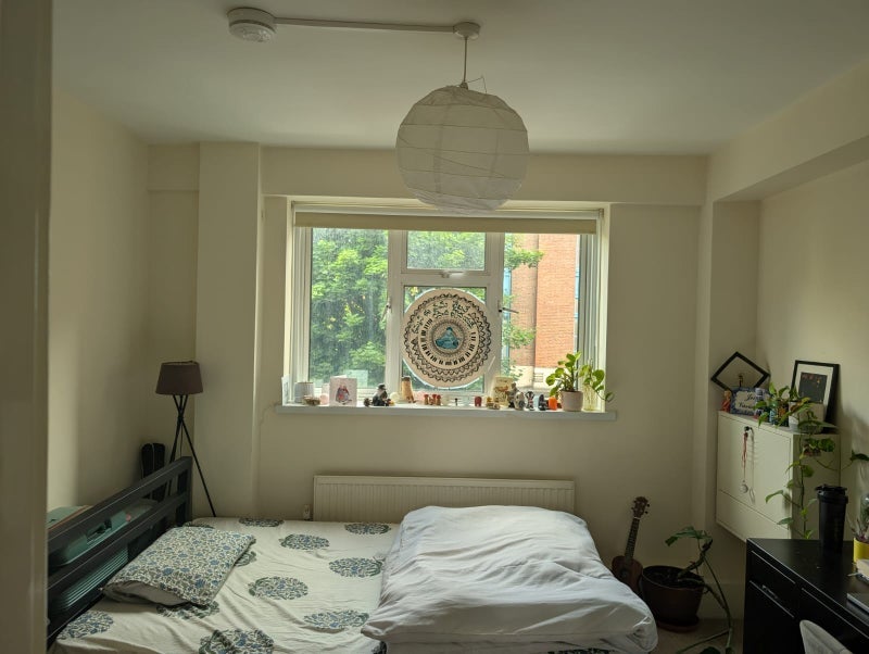 Room Harrison Street in Greater London