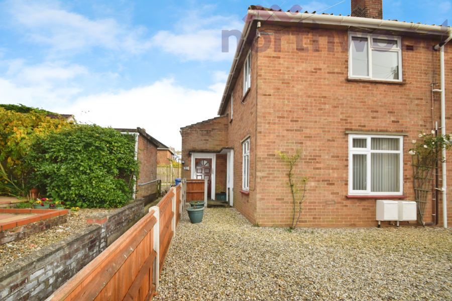 Flat Barnesdale Road in Norwich