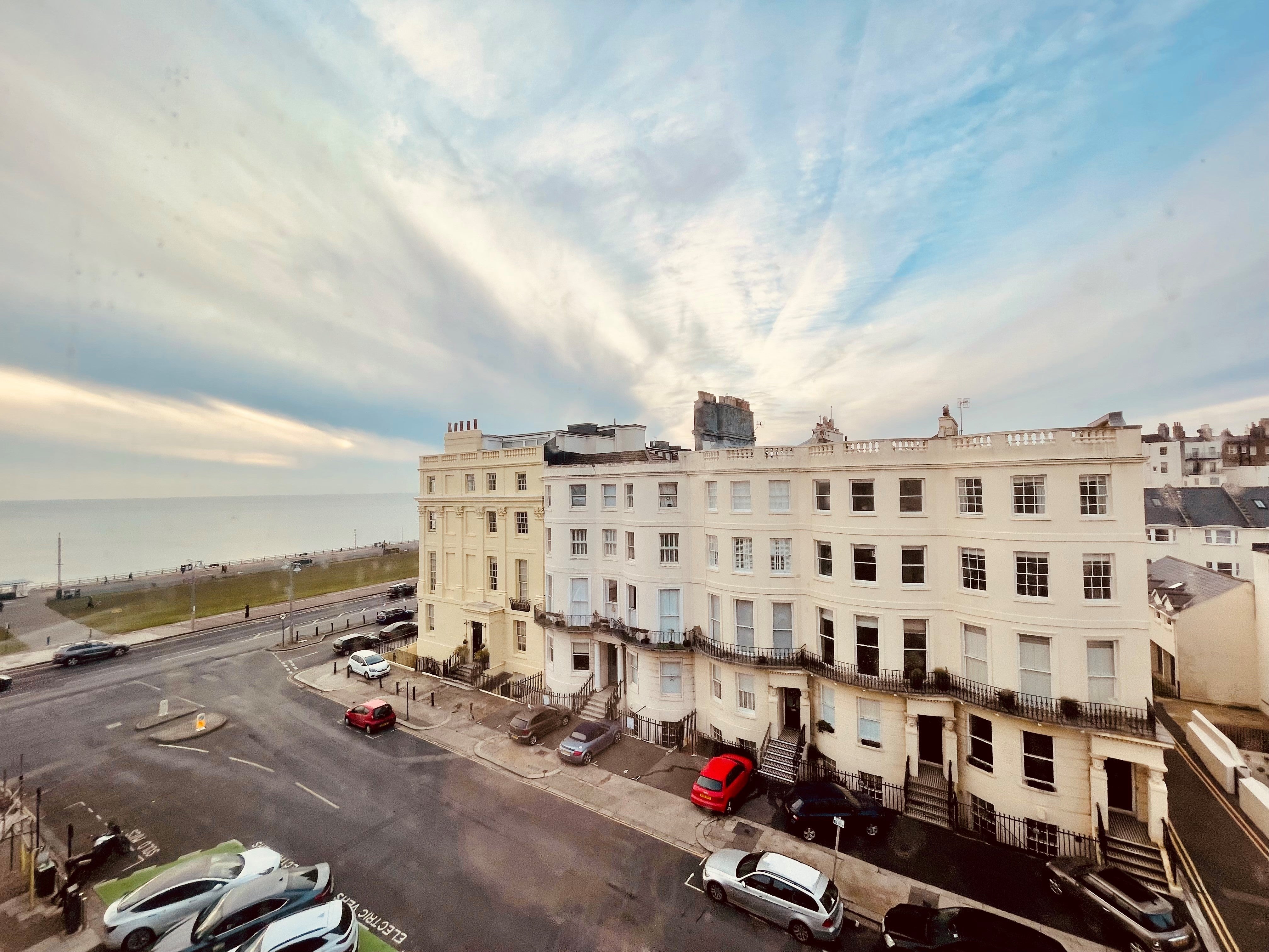 Room Brunswick Street West in Hove