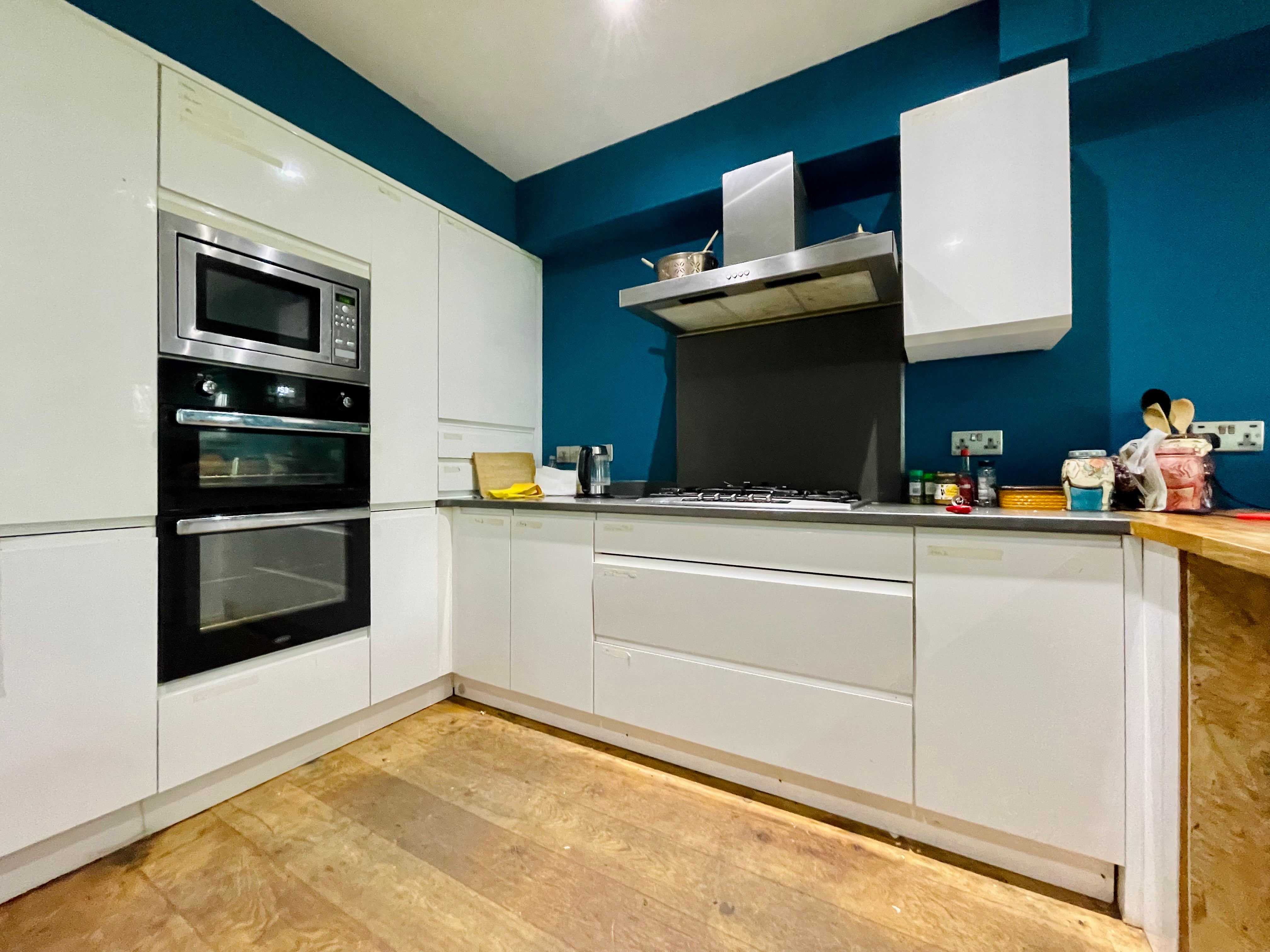 Room Brunswick Street West in Hove