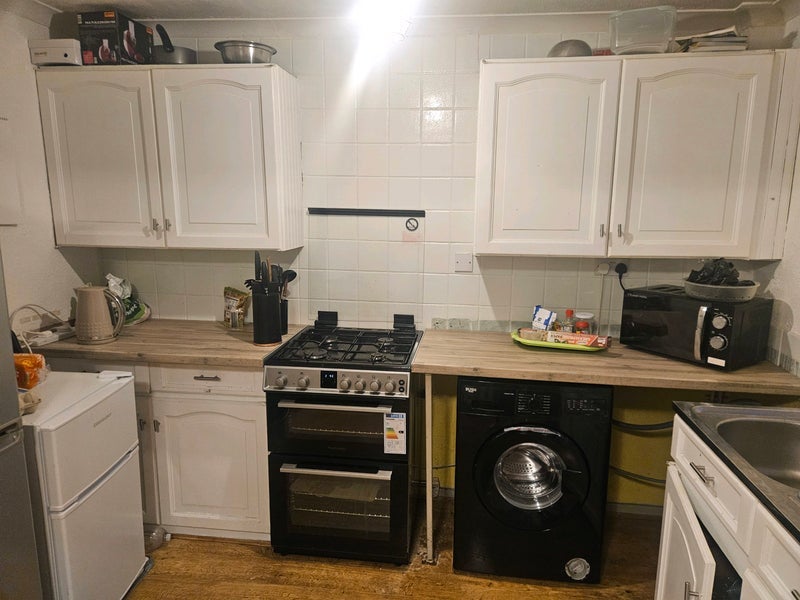 Room Norwich Croft in Metropolitan Borough of Solihull