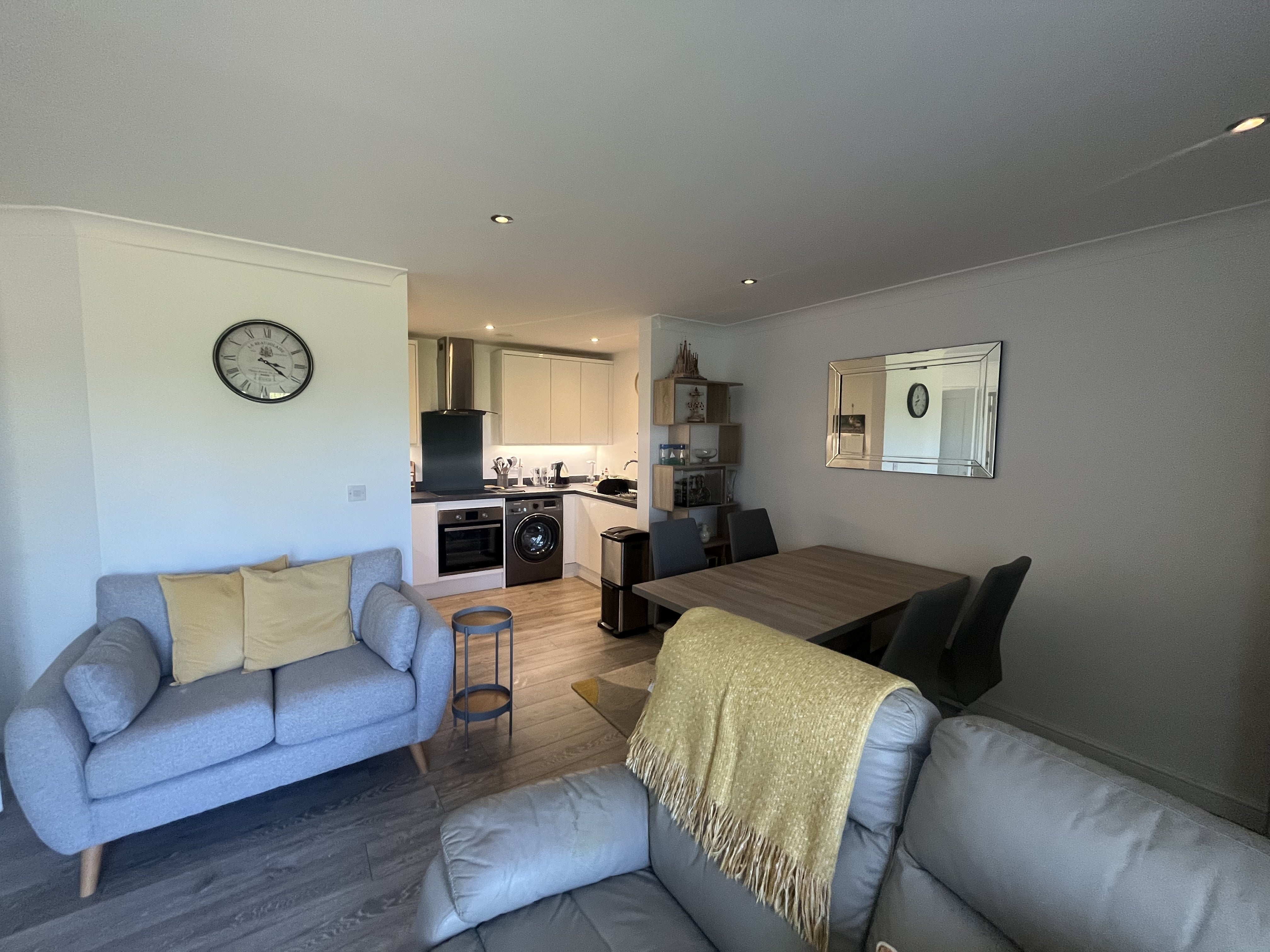 Flat Old Watling Street in Canterbury