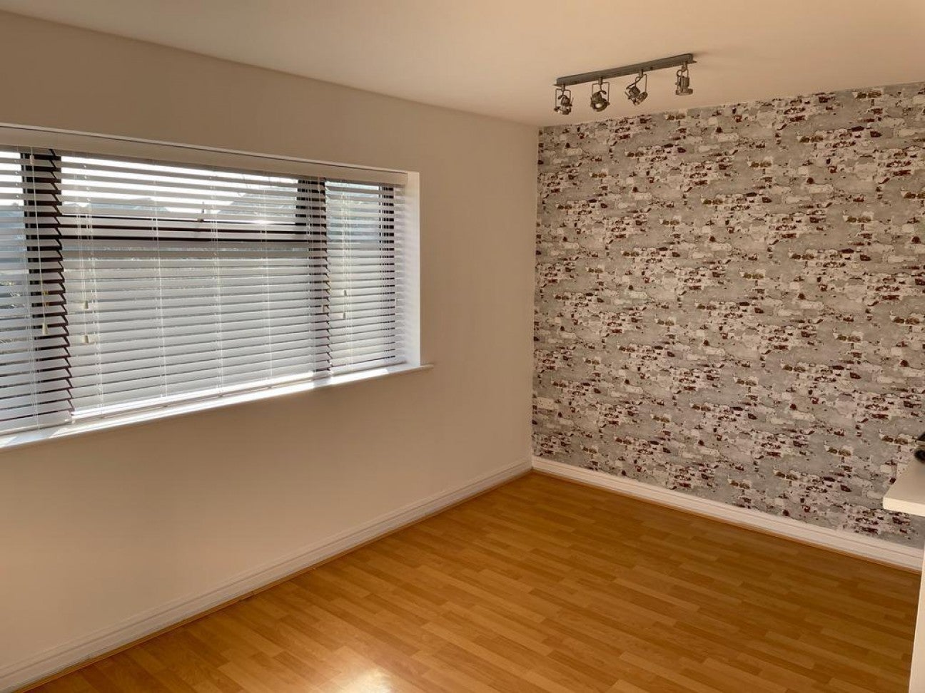 Flat New Road in Harborough