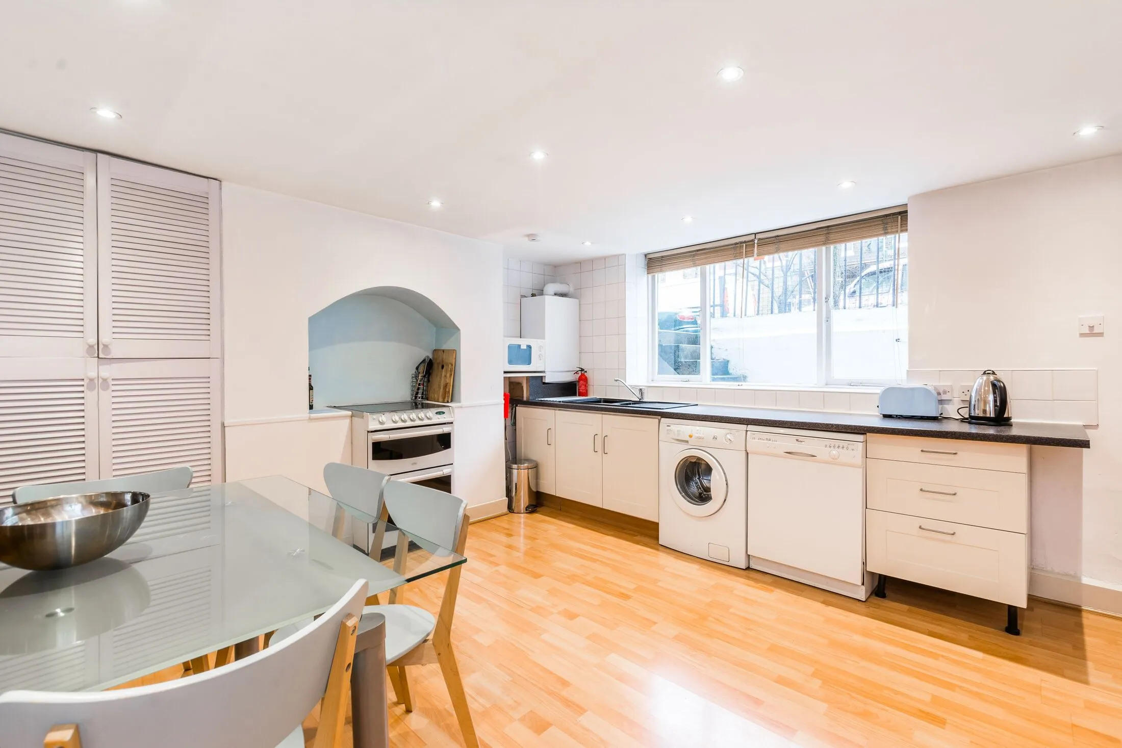Flat Belitha Villas in Greater London