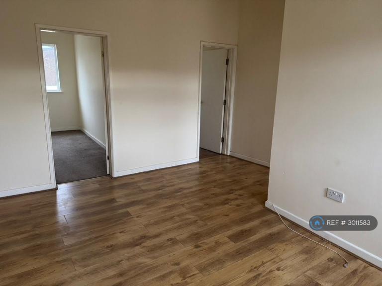 Flat Darlington Street East in Hindley