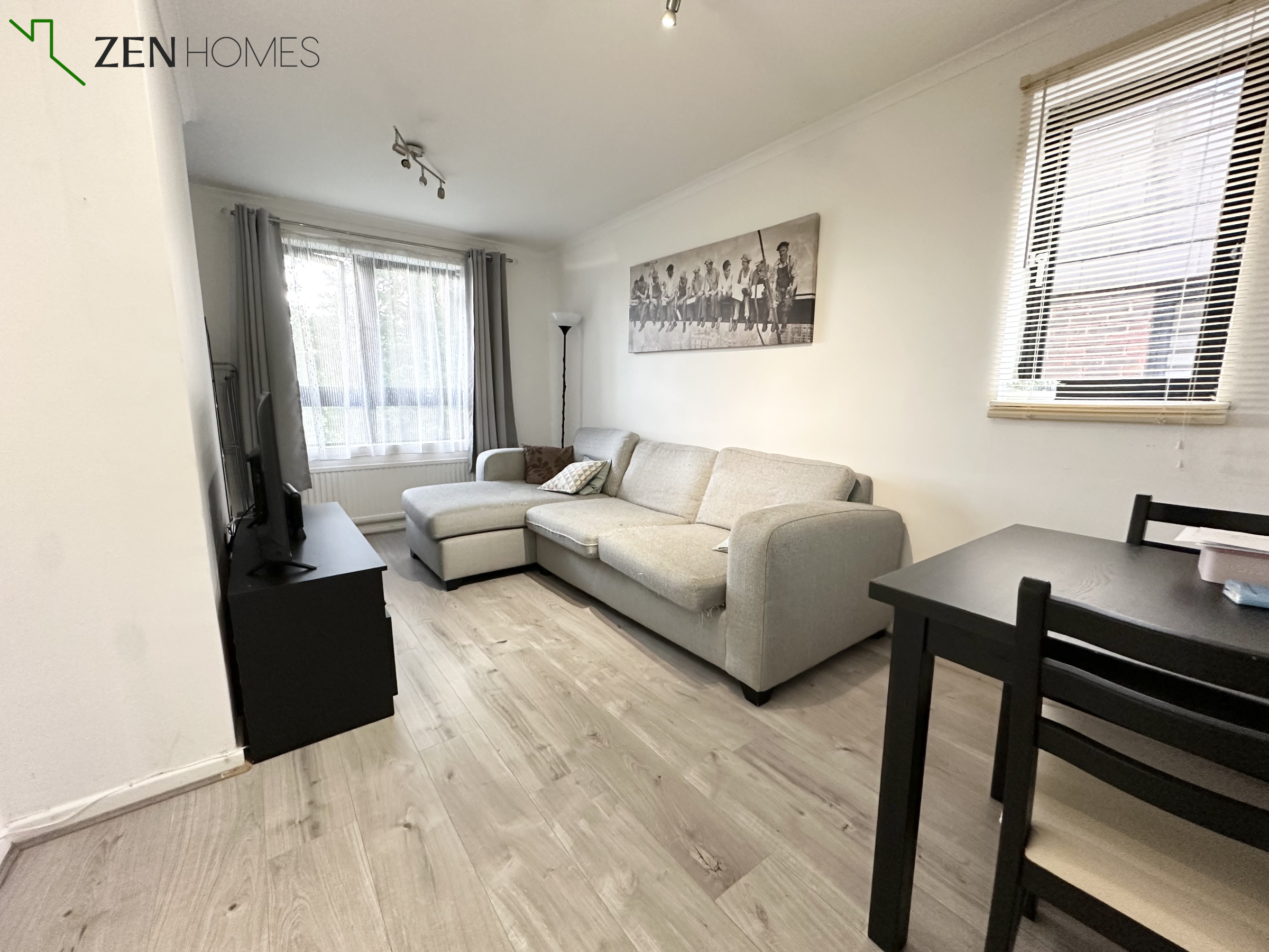 Flat Somercoates Close in Greater London
