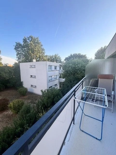 Flat Avenue Antoine de Saint-Exupéry in Toulouse