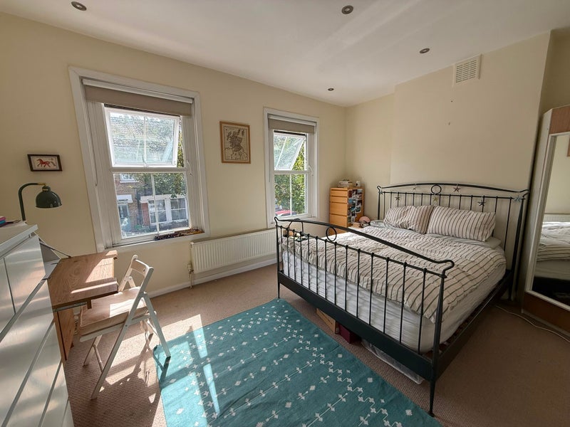 Room Margate Road in Greater London