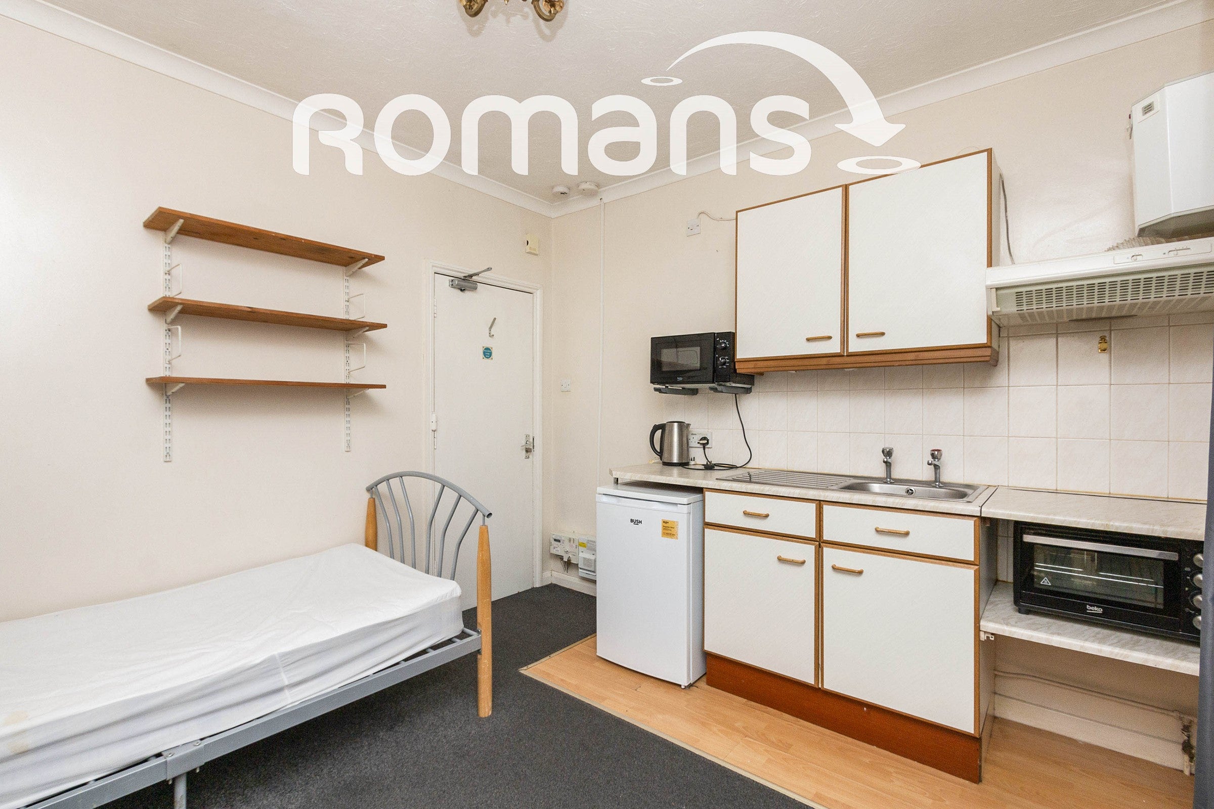 Room Alexandra Road in Rushmoor
