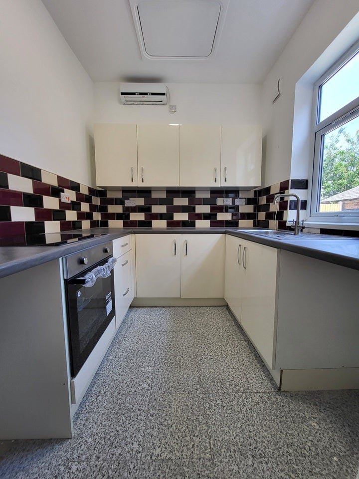 Flat Charnwood Street in Derby