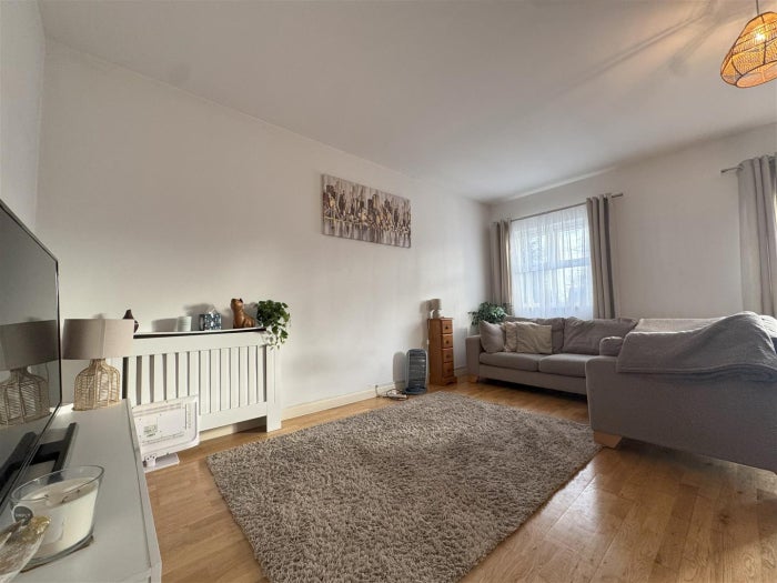 Flat Saville Grange in Calderdale