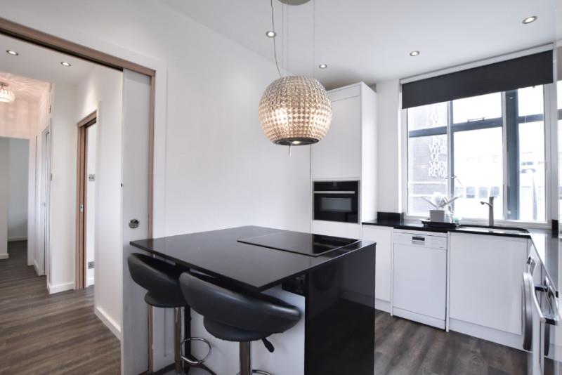 Flat Cleveland Street in Greater London