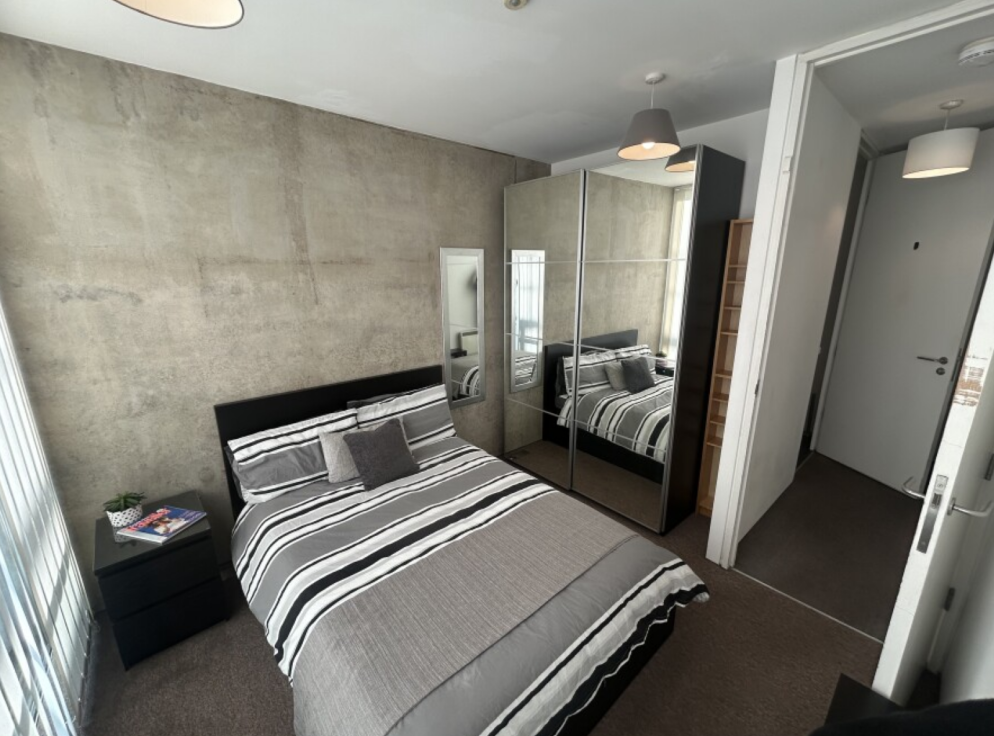 Flat Worsley Street in Manchester