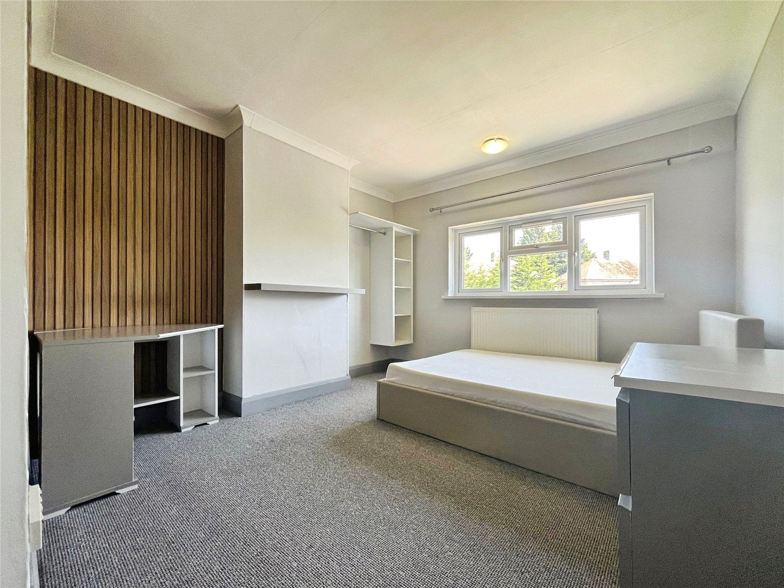Room Beechtree Avenue in Borough of Runnymede