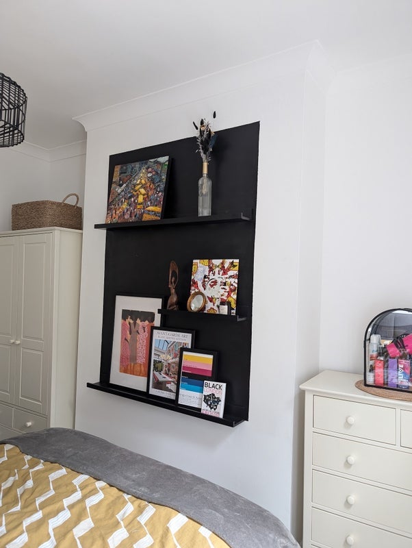 Room Wharfdale Road in Greater London