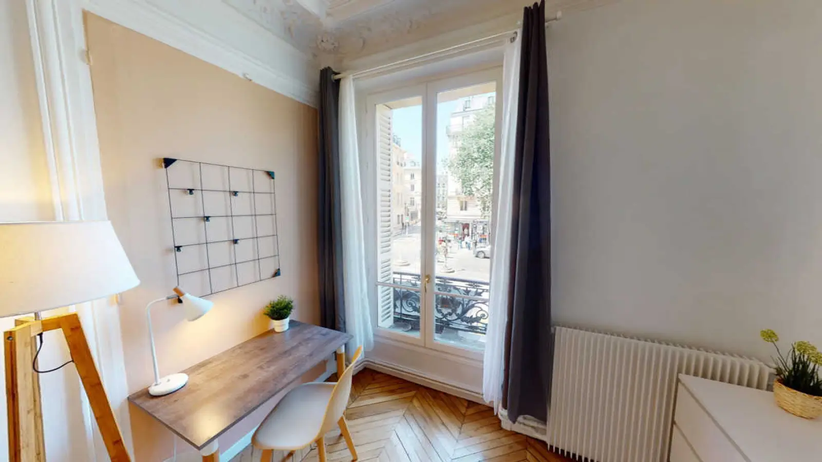 Chambre Rue de Tilsitt à Paris