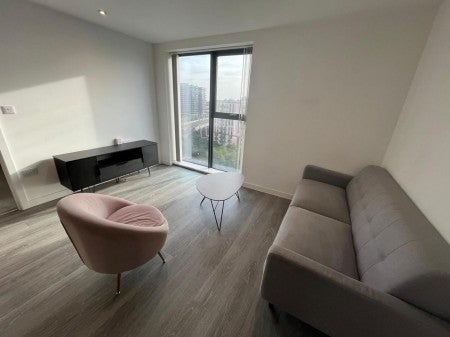 Flat Woden Street in Salford