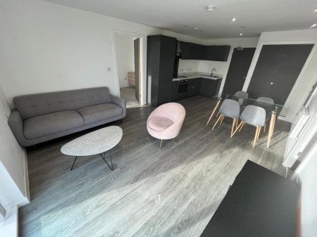 Flat Woden Street in Salford