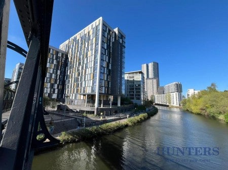 Flat Woden Street in Salford