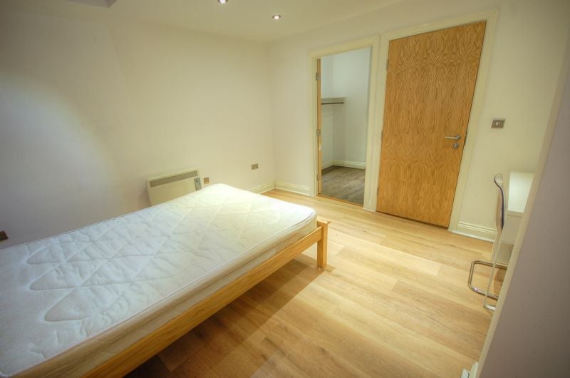 Flat Falconar's Court in Newcastle upon Tyne