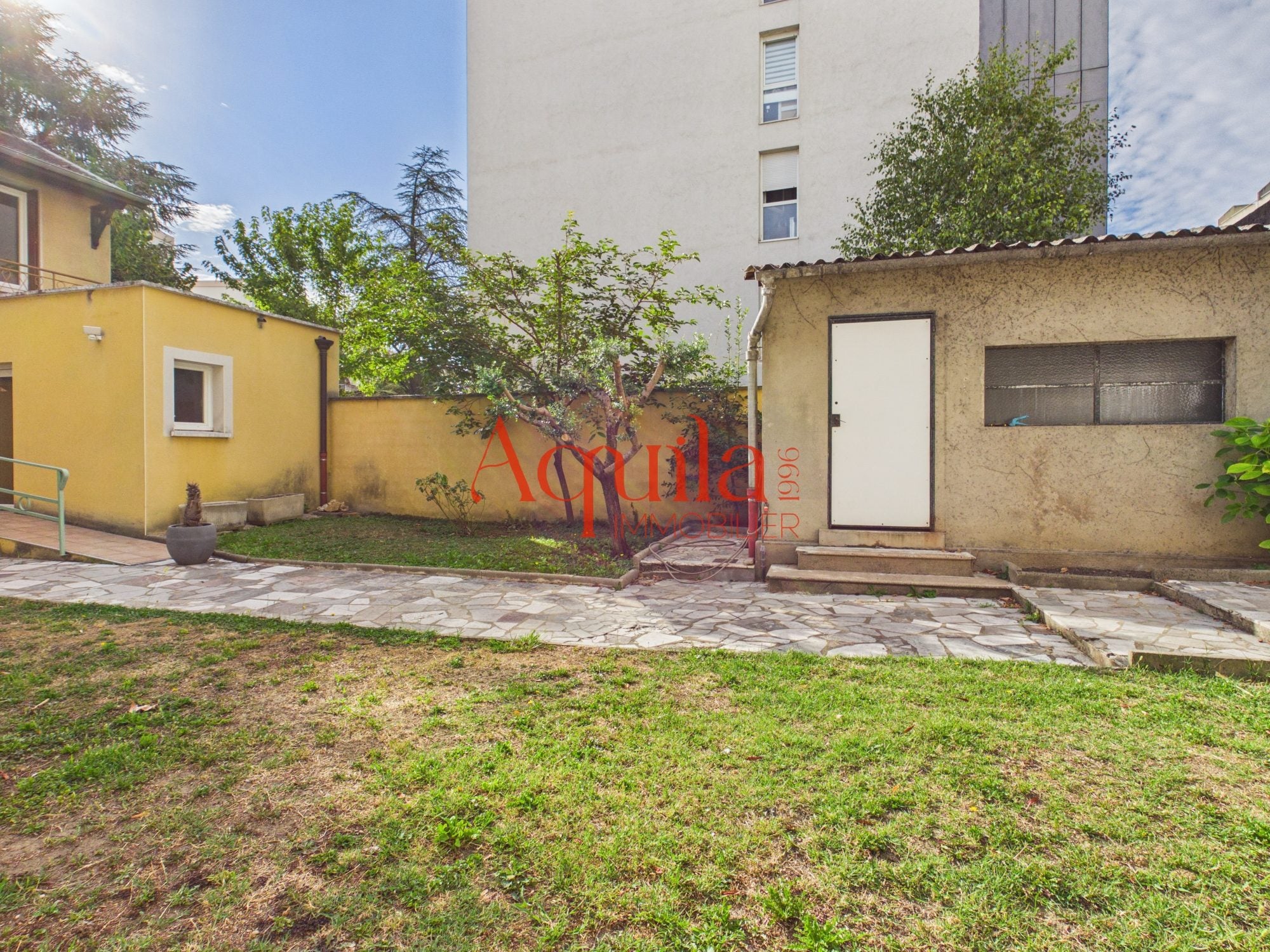 House Rue des Bienvenus in Villeurbanne