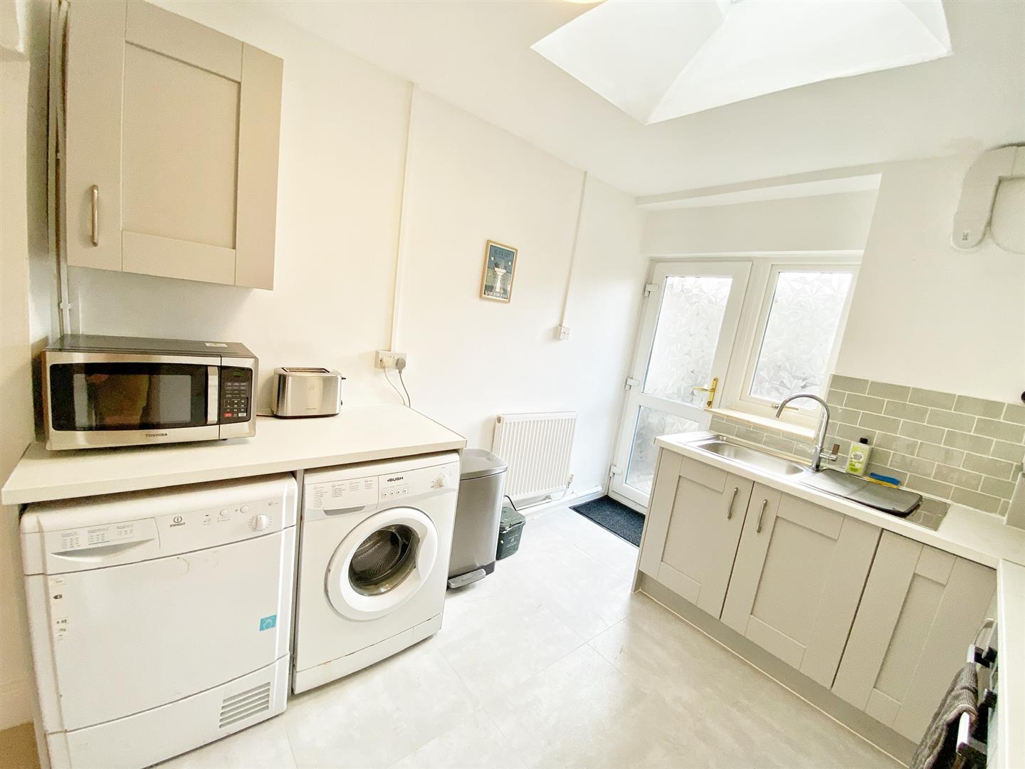 Flat New Park Terrace in Pontypridd