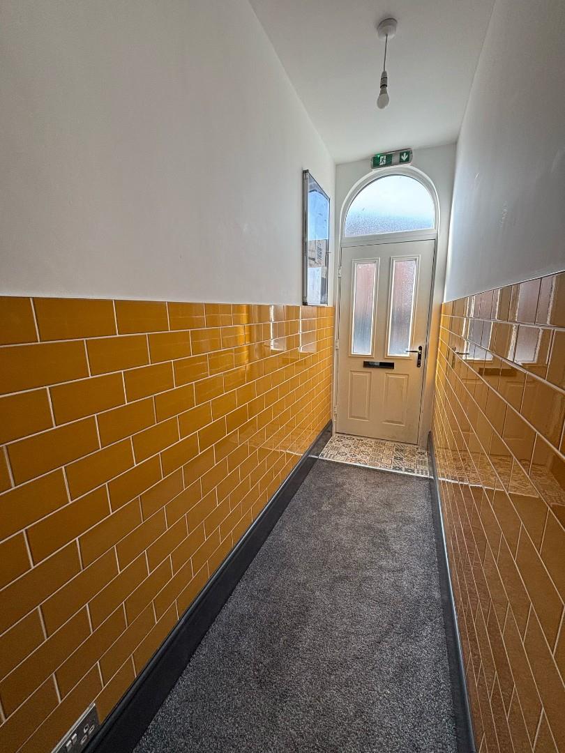 Room Ainsworth Road in Radcliffe