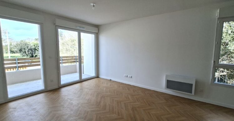 Flat Rue Boris Vian in Ambarès-et-Lagrave