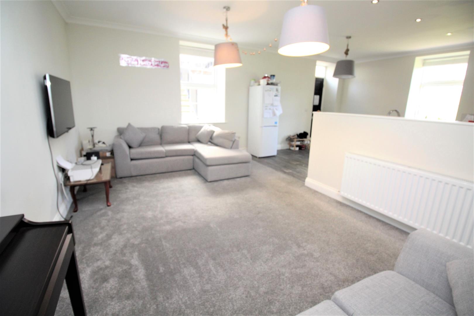 Flat Falconar Street in Newcastle upon Tyne