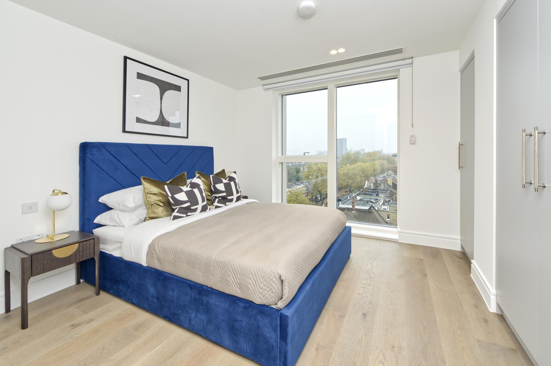 Flat Essex Place in Greater London