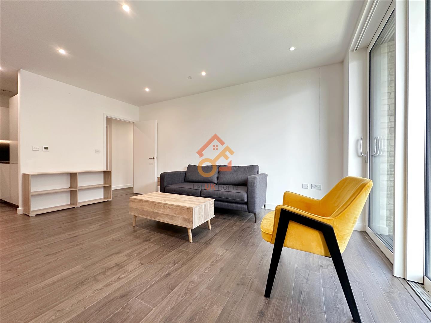 Flat Coster Avenue in London