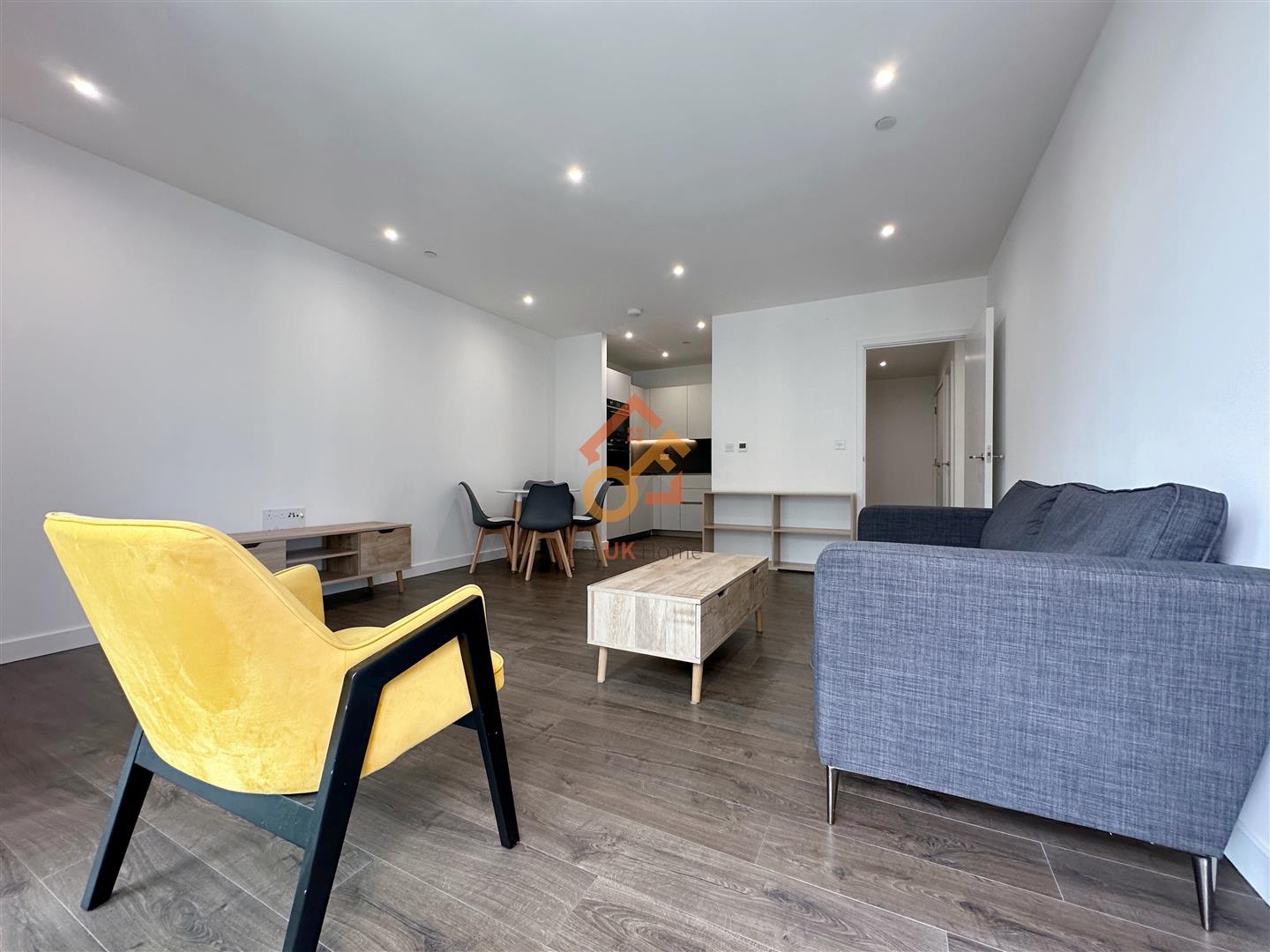Flat Coster Avenue in London