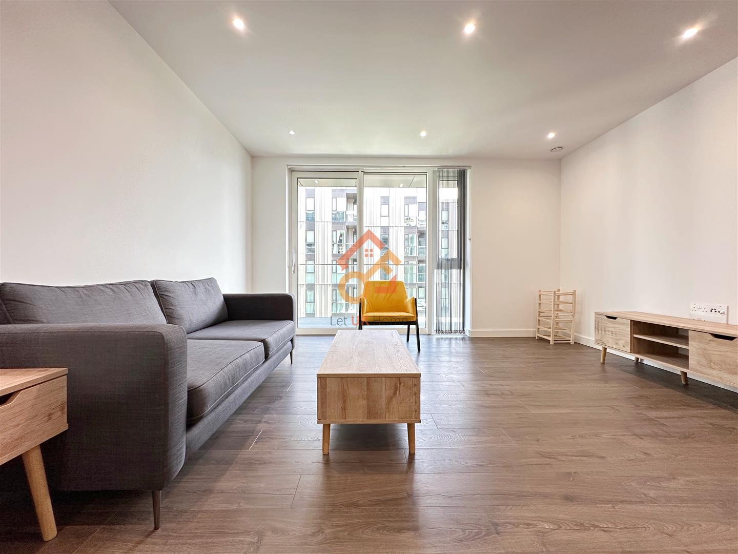 Flat Coster Avenue in London