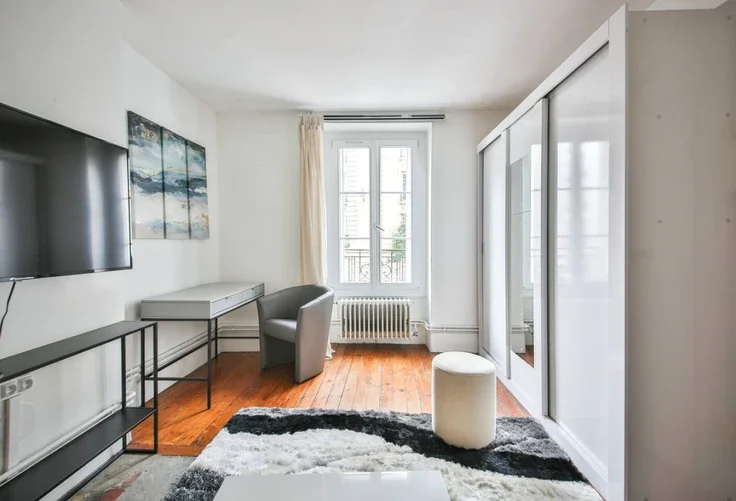 Flat Rue Lecourbe in Paris