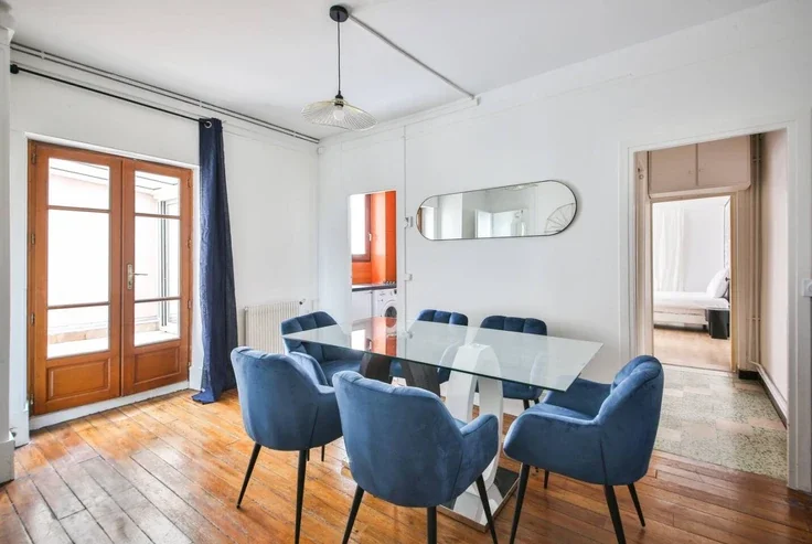 Flat Rue Lecourbe in Paris