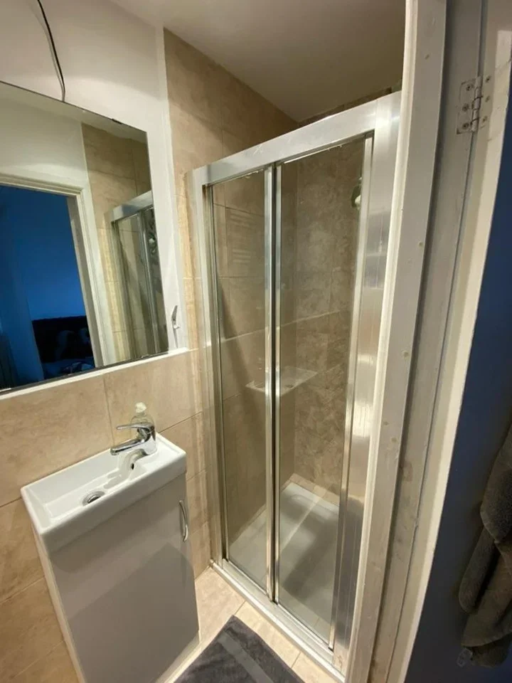Flat Daleview Road in Greater London