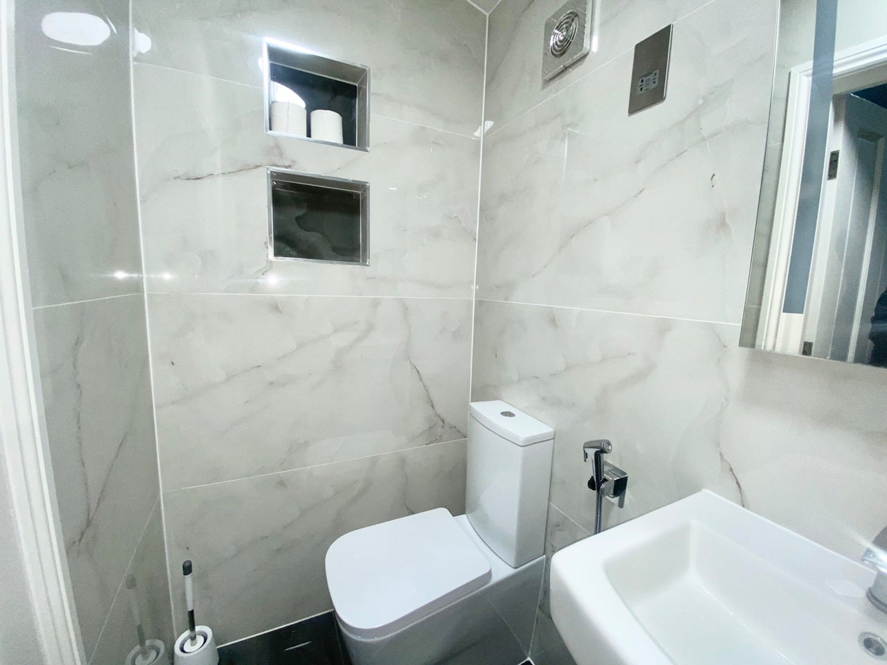 Room Denham Way in Greater London