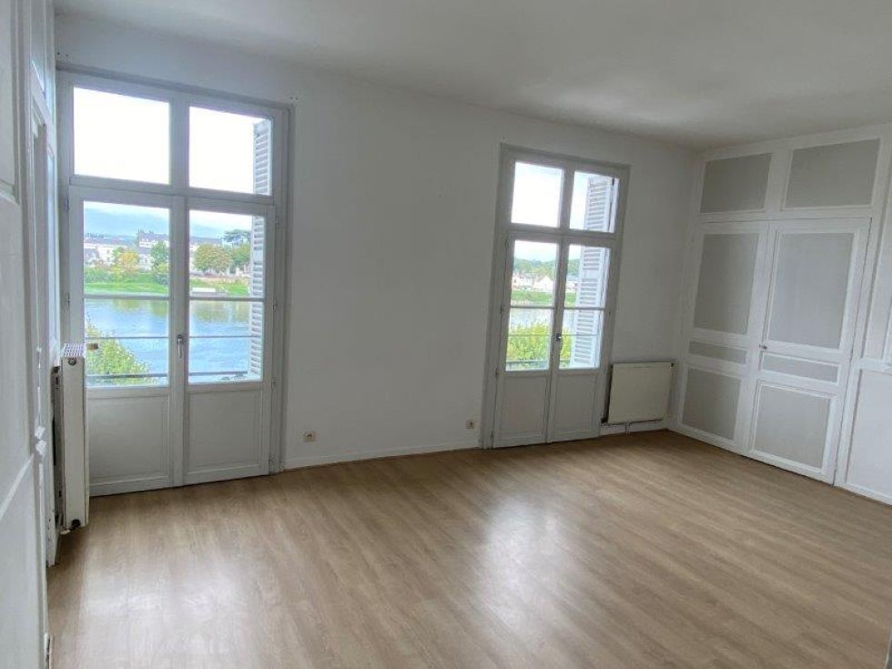 Flat Quai Mayaud in Saumur