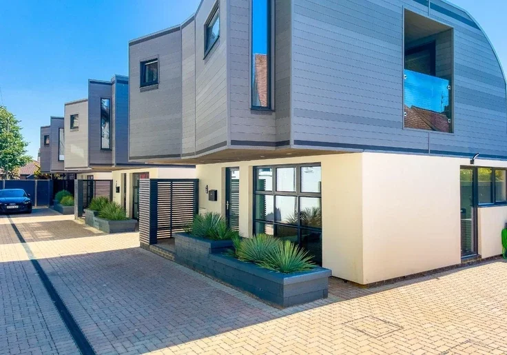 House Hogarth Road in Portslade by Sea