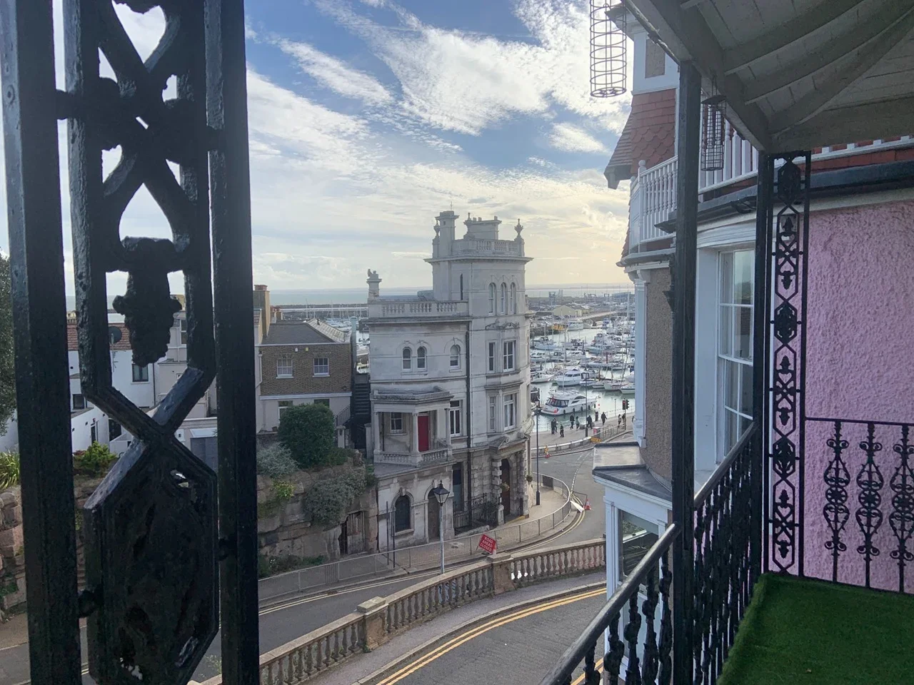 Flat Albion Hill in Thanet