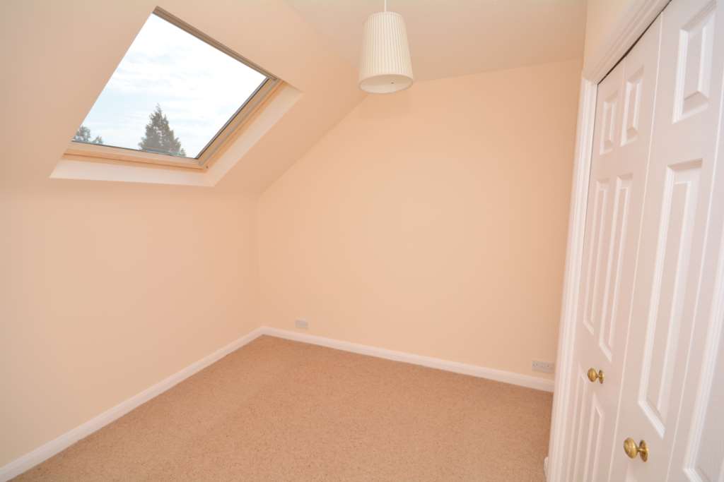 Flat Eskdale Avenue in Chesham