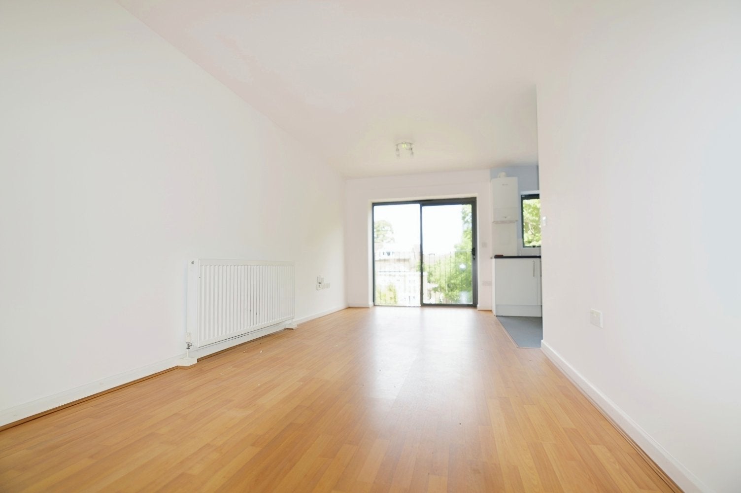 Flat Oakfield Road in Greater London