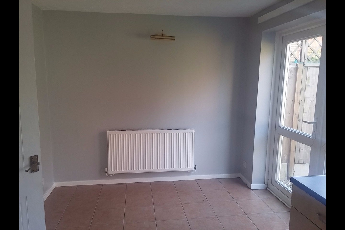 House Discovery Close in Sandwell