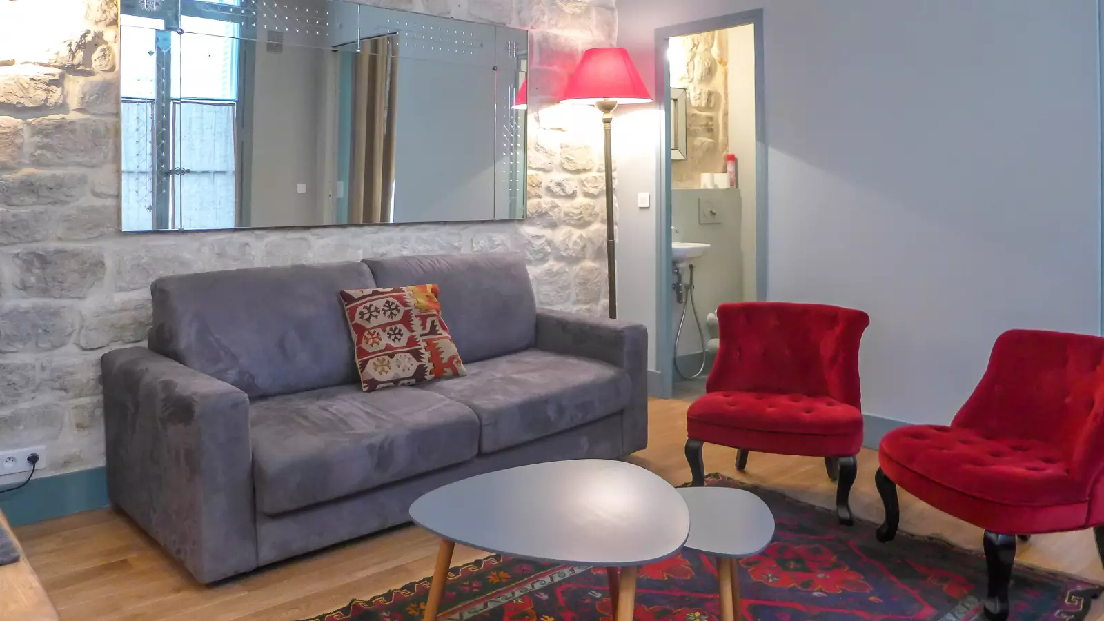 Appartement Rue Sainte-Croix de la Bretonnerie à Paris