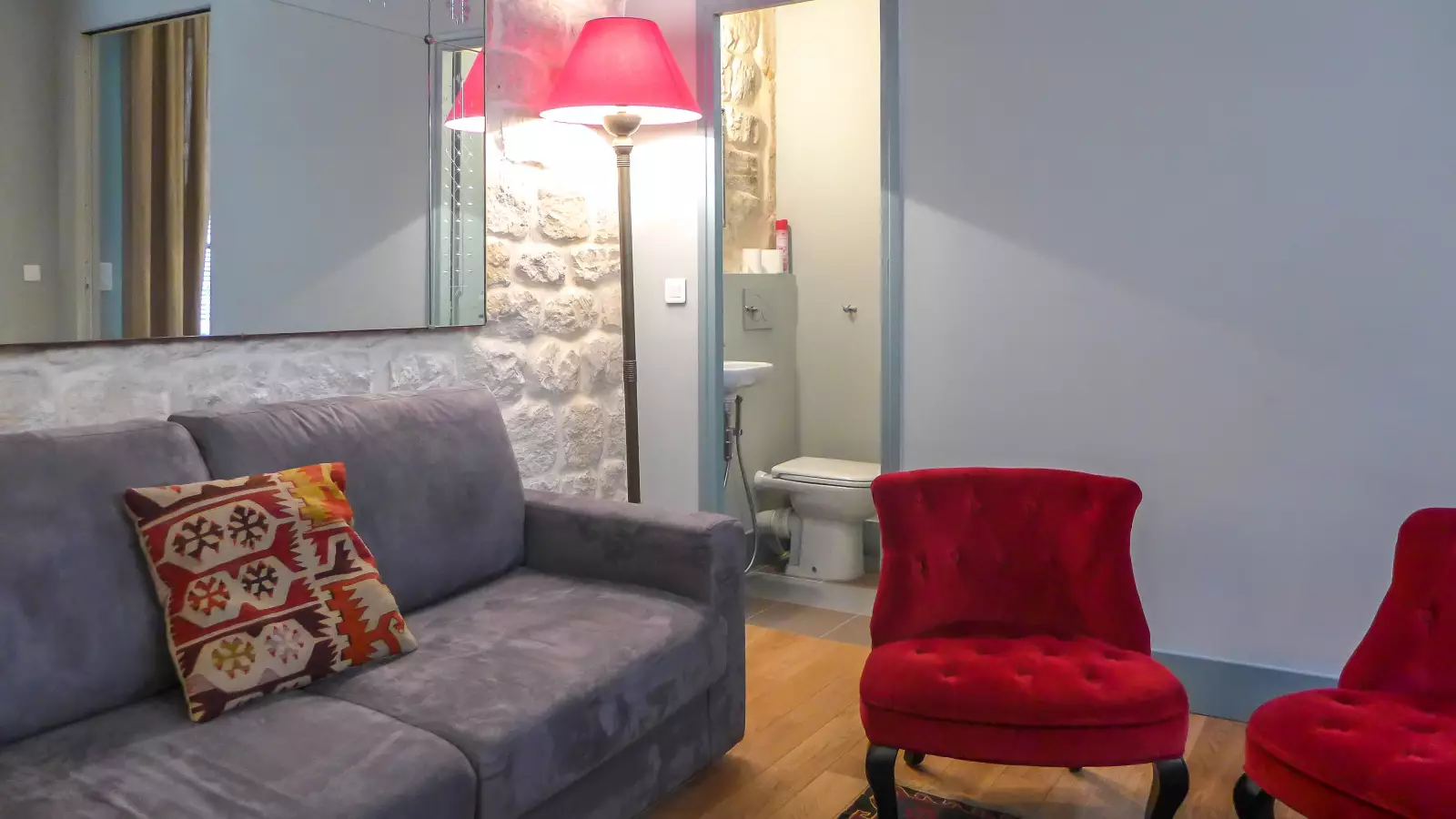 Appartement Rue Sainte-Croix de la Bretonnerie à Paris