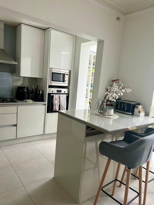 Room Overdale Road in Greater London