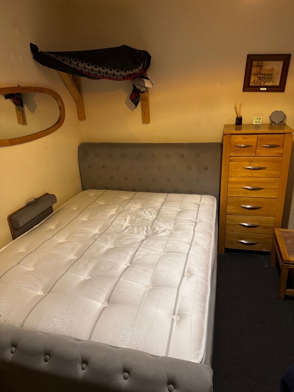 Room Midgley Terrace in Leeds