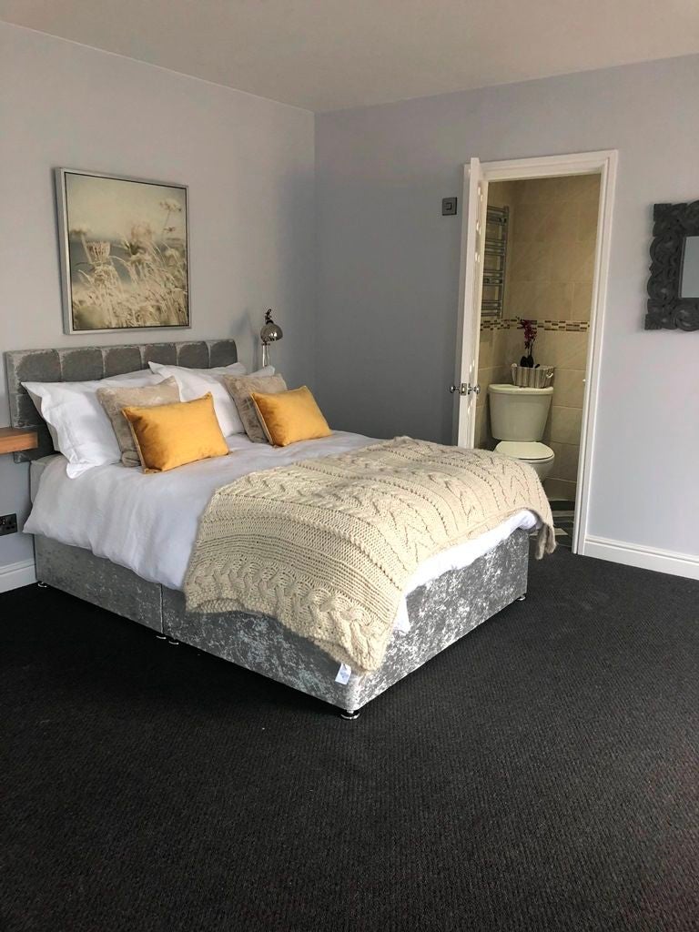 Room Park Grove in Hull